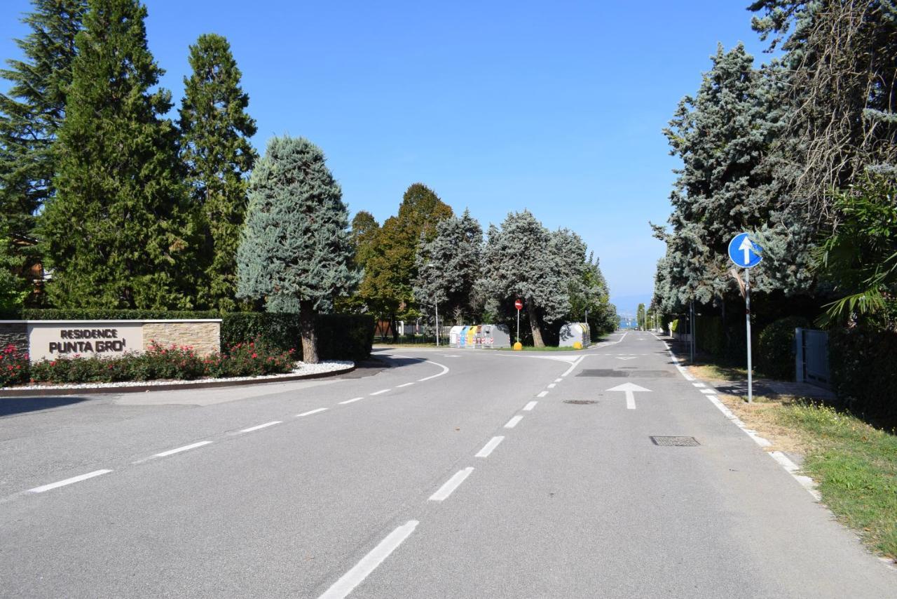 Azur Apartment Sirmione Exterior foto